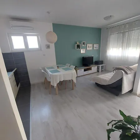 Apartament Martina Sun *